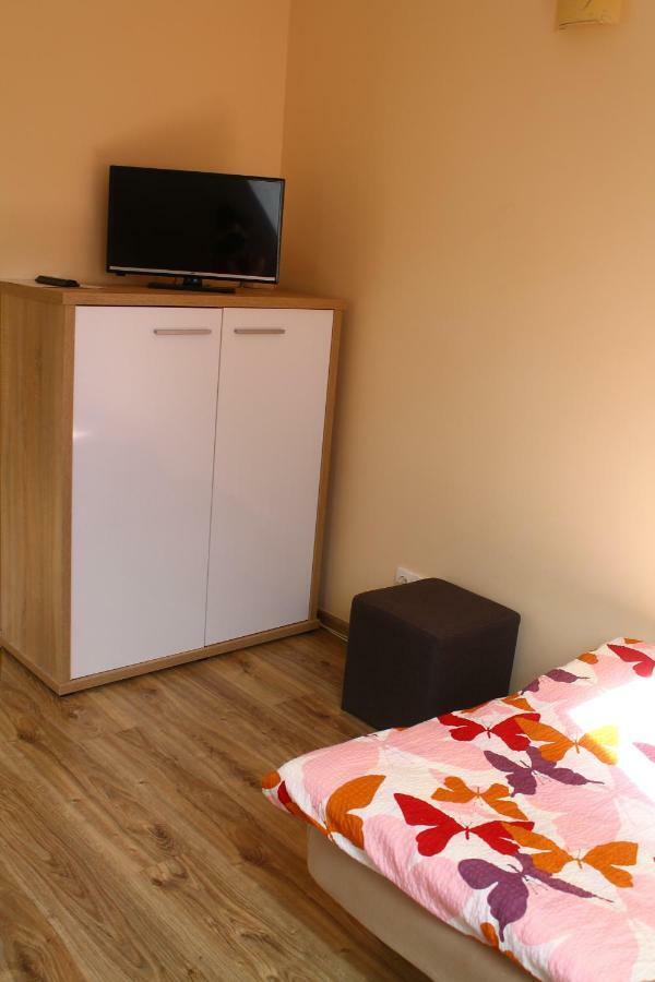 Apartamento Bajkowe Mazury Mikołajki Exterior foto
